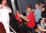 15_1_Golden-VIP-Bereich-KIKA-ON-Stage-Bühne-im-Veranstaltungszelt